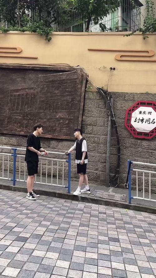 黄陂热心吃瓜群众,揭秘社区生活点滴