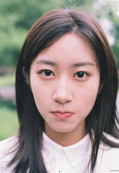 吃瓜少女专辑图片,探寻瓜田里的青春旋律