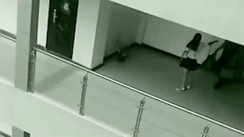 吃瓜大瓜监控下的一幕,揭秘幕后真相